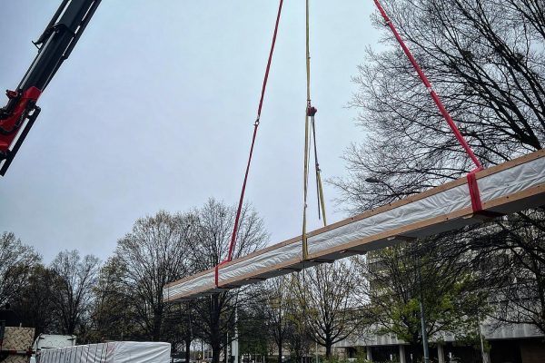 crane moving beam